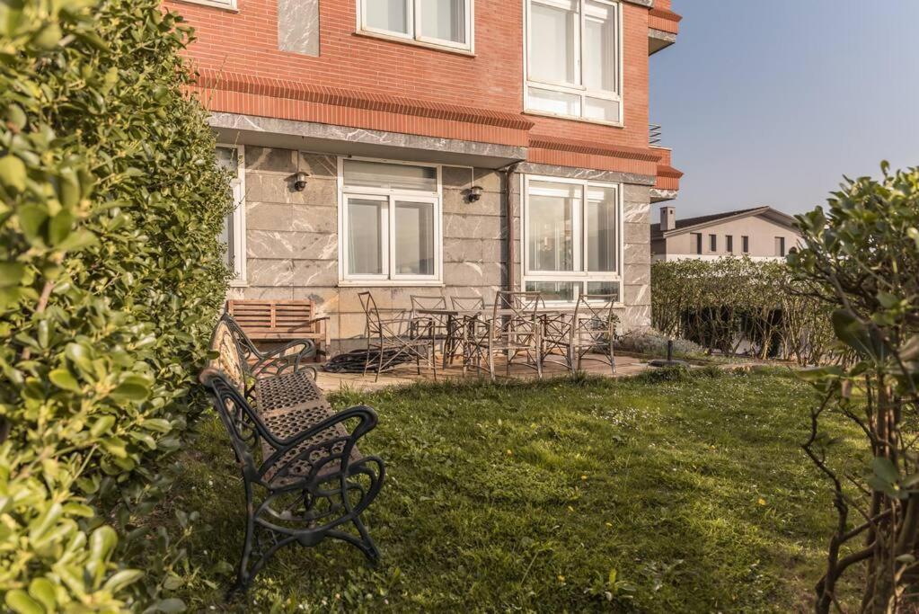 Flat With 160 M Of Garden, Sea Views Bilbao-Getxo Apartment Exterior photo